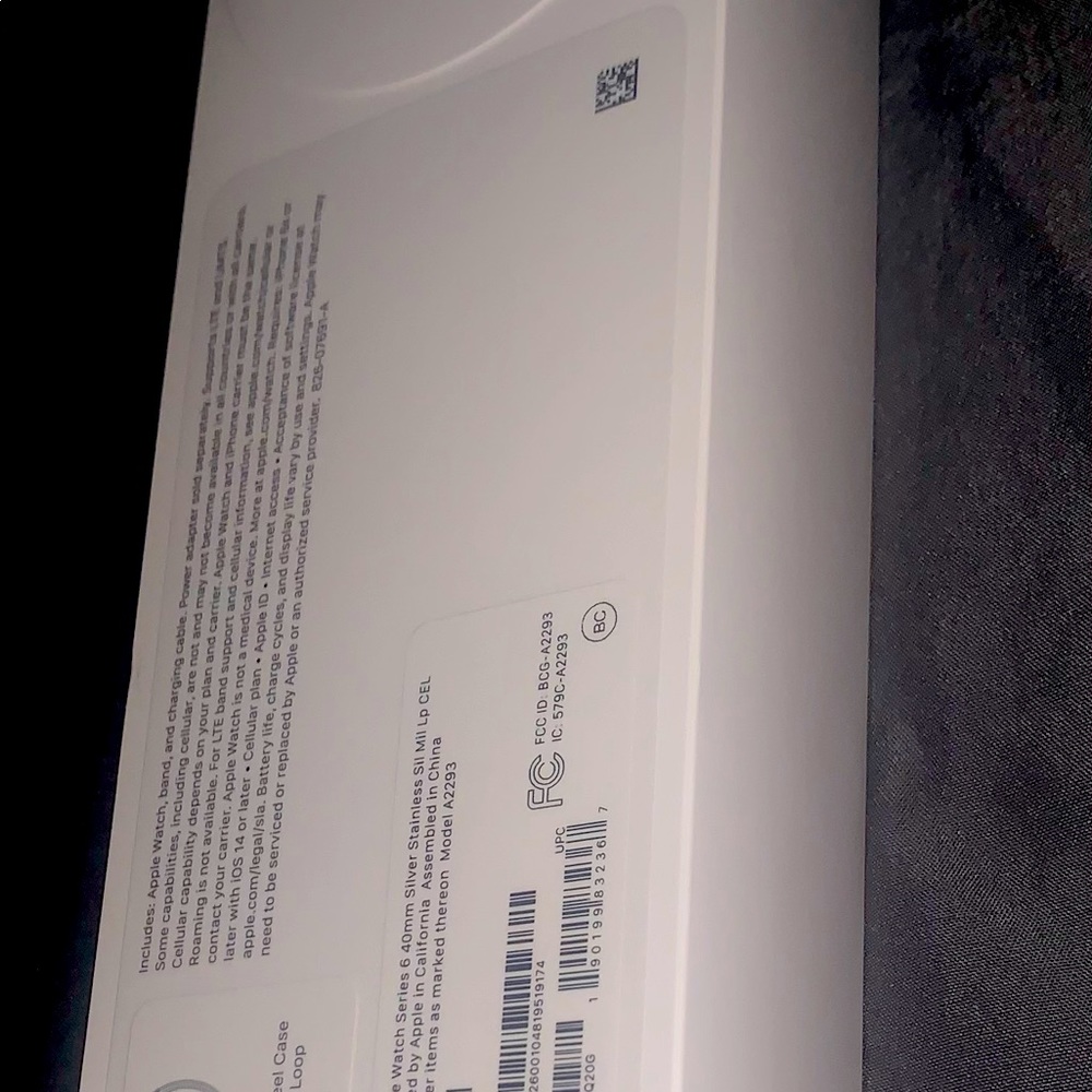 🙌🏻🙌🏻NIB SLEEK SEXY 6 SERIES IPHONE WATCH🙌🏻